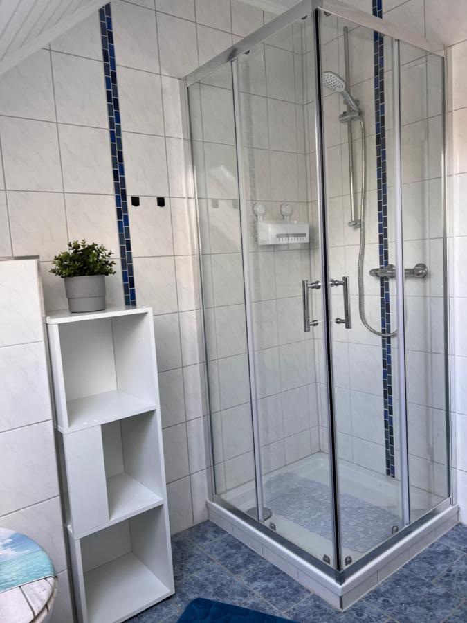 Appartement Grosszuegige 3 Zkb Mit 80M² à Wilhelmshaven Extérieur photo
